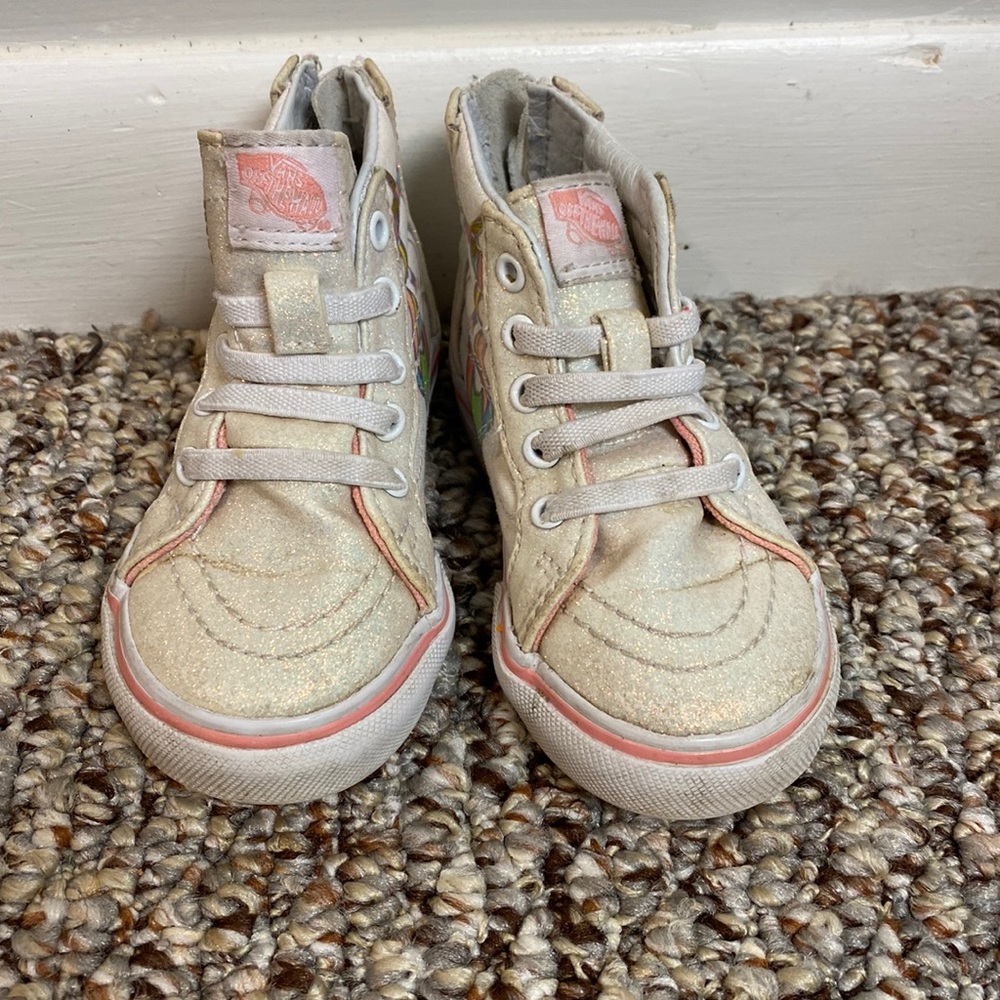 Toddler girls unicorn high top Vans